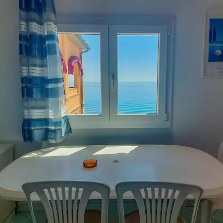 アパート Onda Su Onda